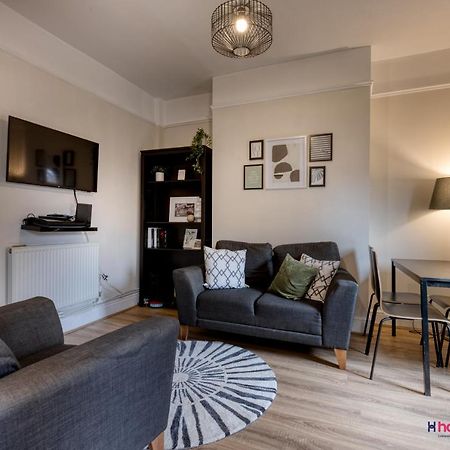 Host Liverpool - Artsy Stadium Suite, City Center & Garden Luaran gambar